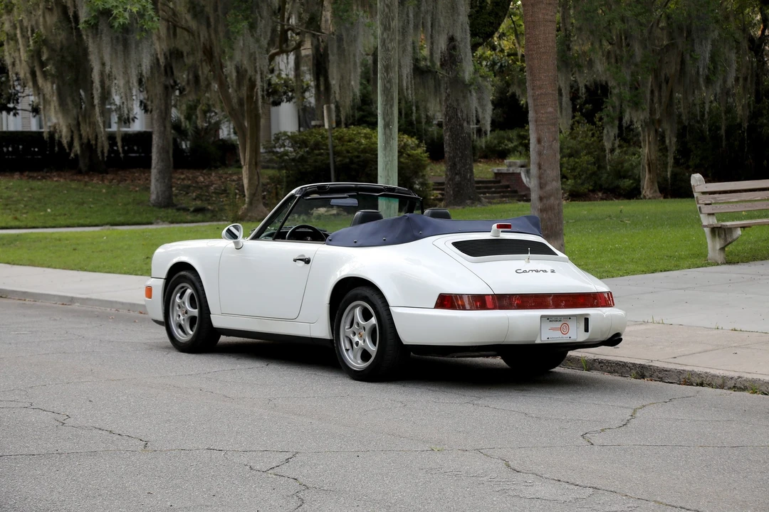 1992 Porsche 911 - Image 19 of 31