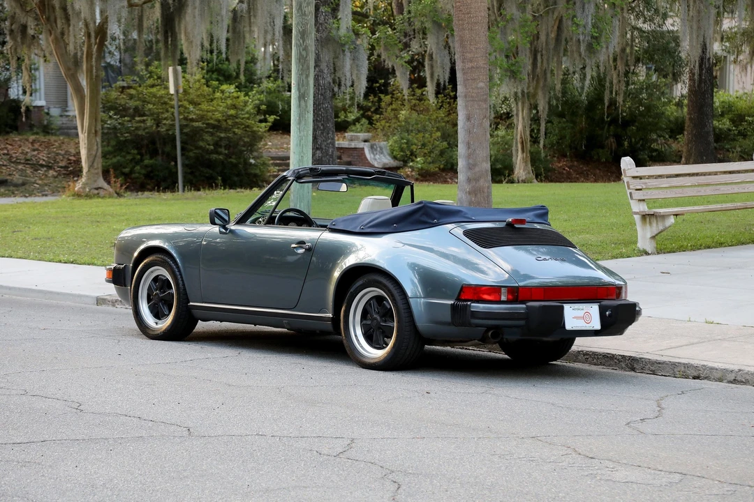 1988 Porsche 911 Carrera 3.2 - Image 8 of 31