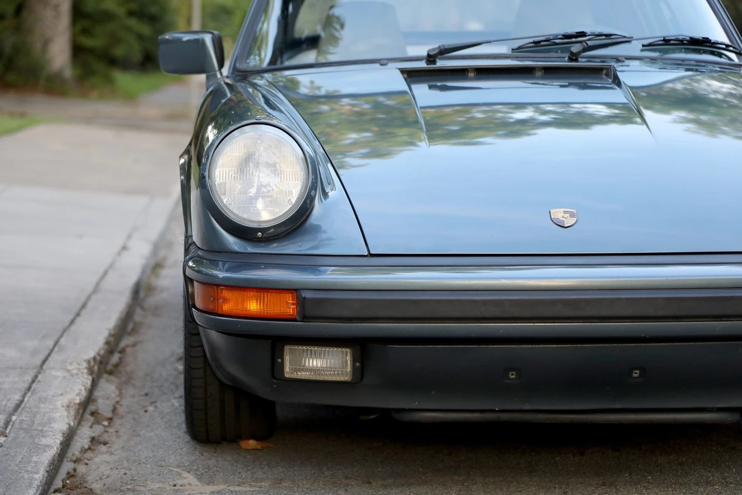 1988 Porsche 911 Carrera 3.2 - Image 21 of 31