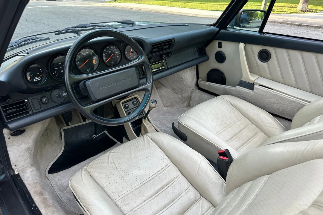1988 Porsche 911 Carrera 3.2 - Image 24 of 31
