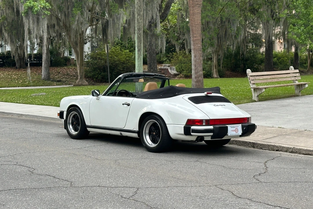 1989 Porsche 911 - Image 13 of 31