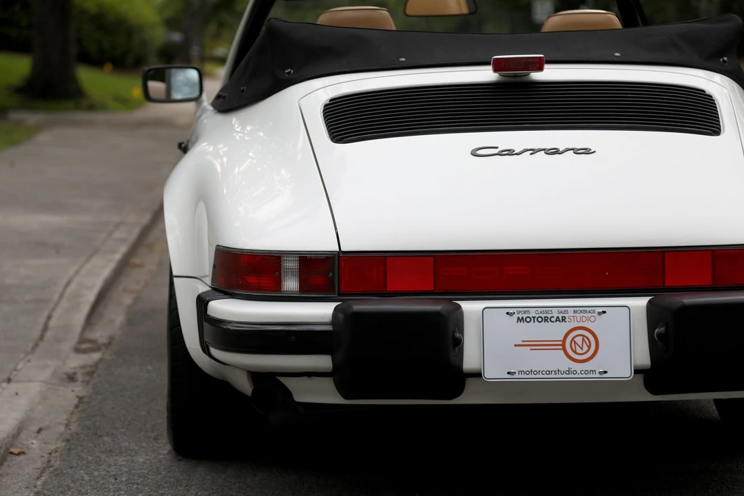 1989 Porsche 911 - Image 10 of 31