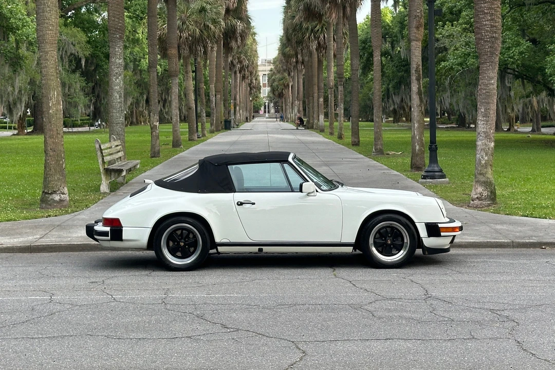 1989 Porsche 911 - Image 2 of 31