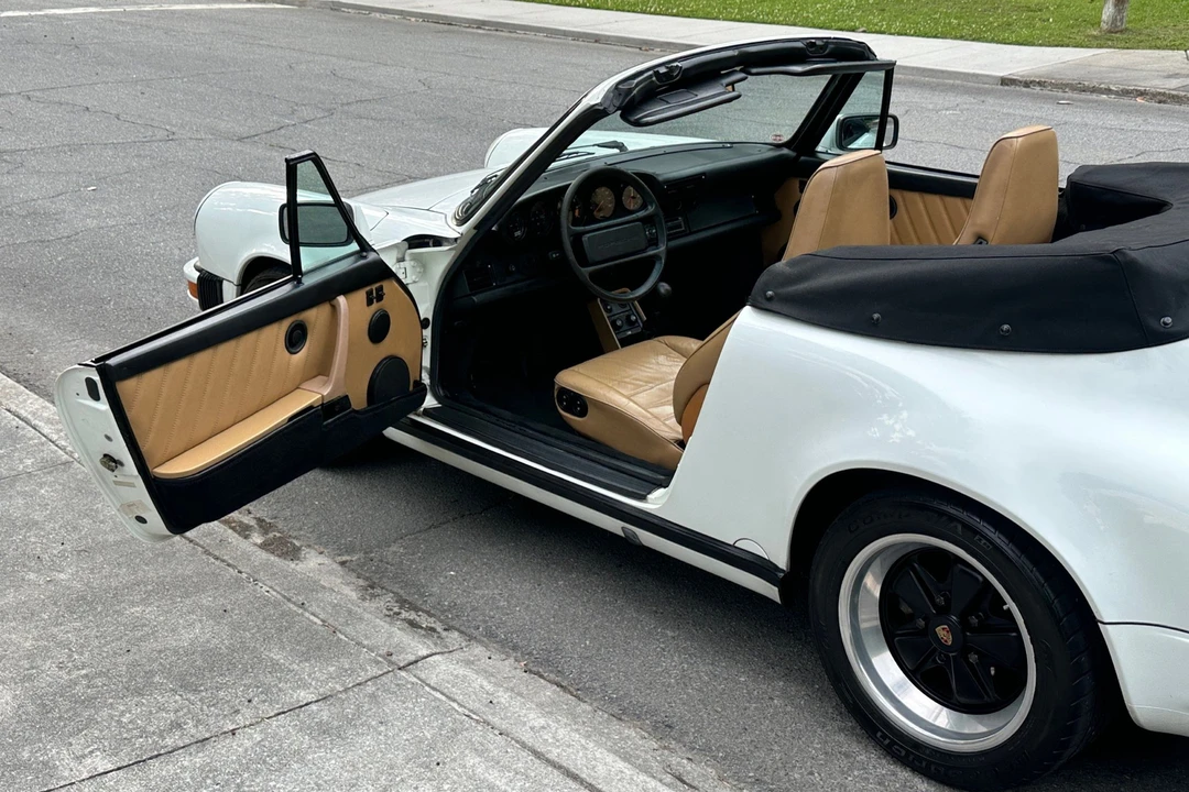 1989 Porsche 911 - Image 28 of 31