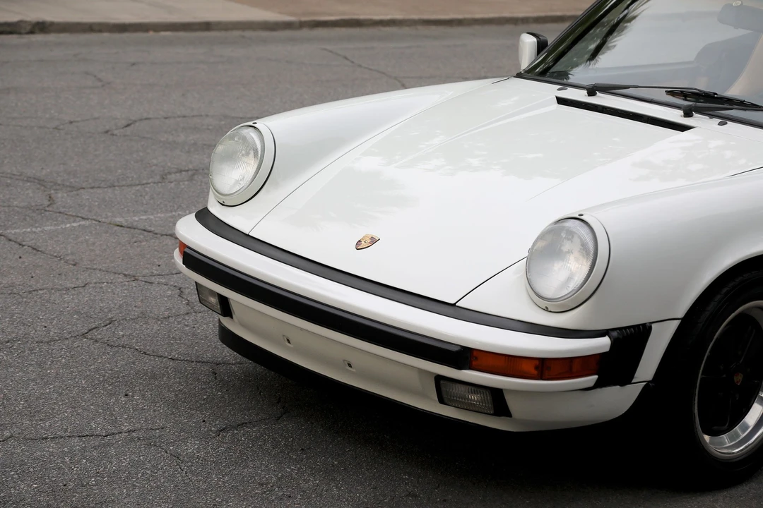 1989 Porsche 911 - Image 23 of 31