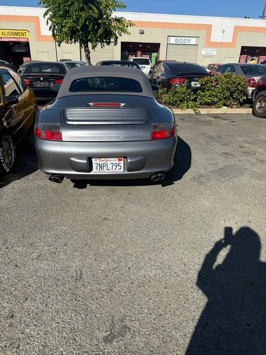 2004 Porsche 996 Carrera 4 - Image 4 of 5