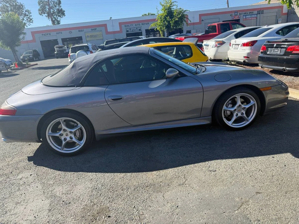 2003 Porsche 996 Carrera 4 - Image 10 of 13