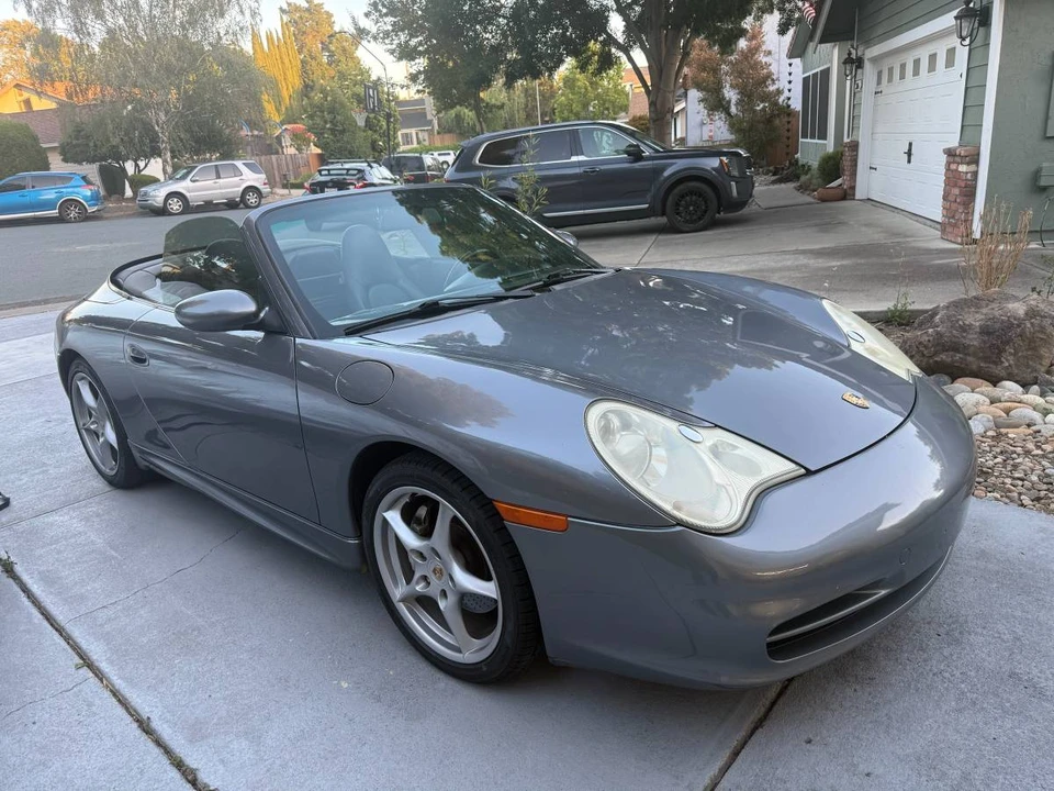 2003 Porsche 996 Carrera 4 - Image 11 of 13