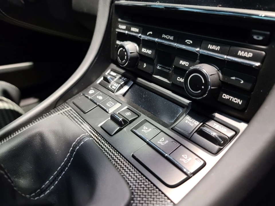 2016 Porsche 991 R - Image 15 of 16