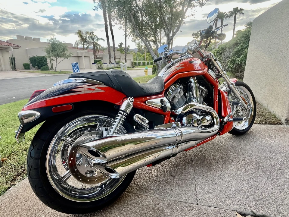 2005 Harley-Davidson V-Rod - Image 6 of 31