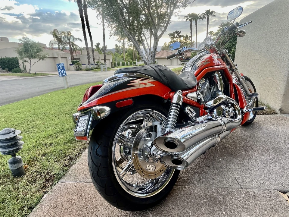 2005 Harley-Davidson V-Rod - Image 7 of 31