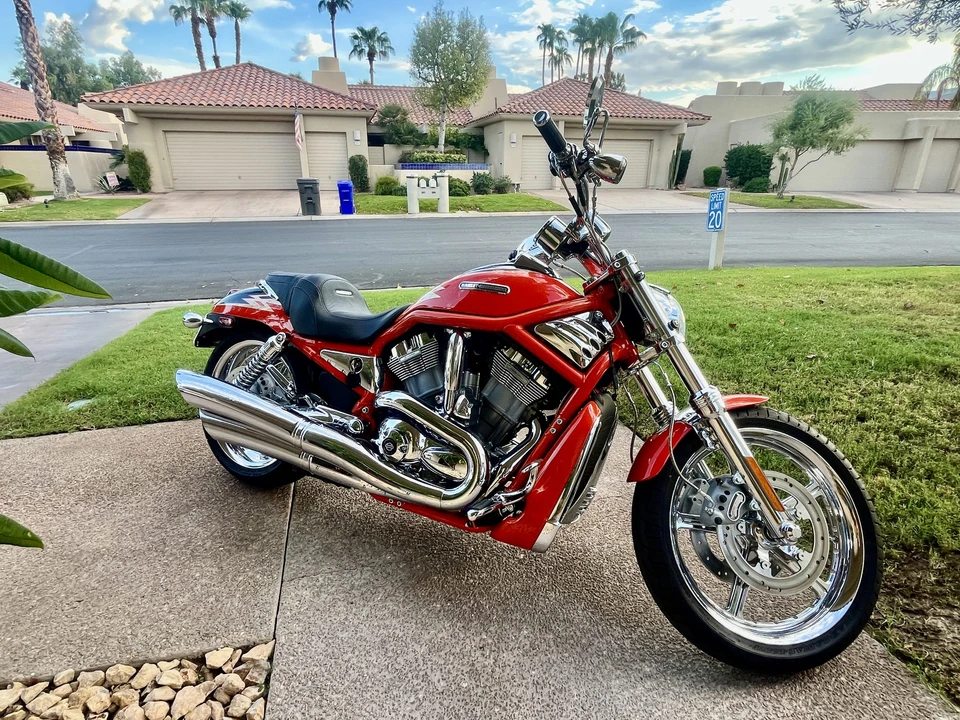 2005 Harley-Davidson V-Rod - Image 4 of 31