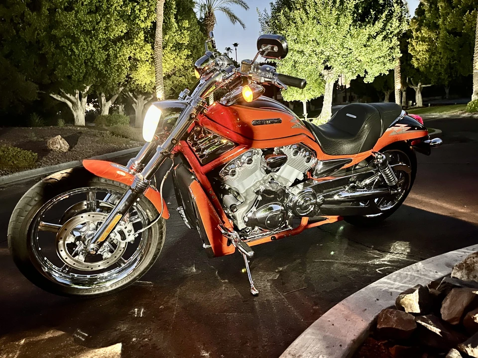 2005 Harley-Davidson V-Rod - Image 10 of 31