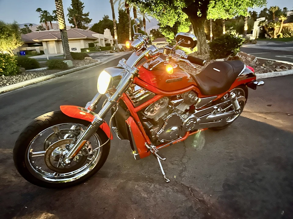 2005 Harley-Davidson V-Rod - Image 11 of 31