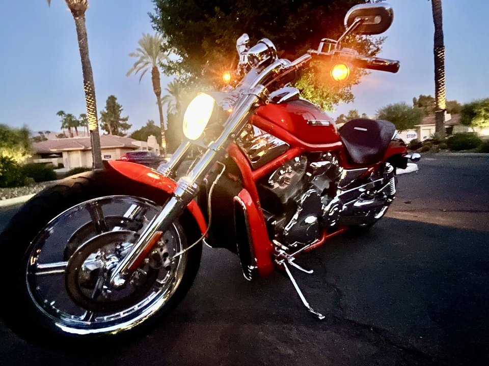 2005 Harley-Davidson V-Rod - Image 12 of 31