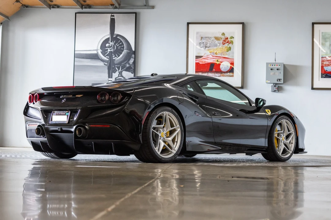 2020 Ferrari F8 Tributo - Image 7 of 31