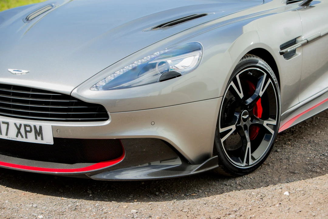 2017 Aston Martin Vanquish 2nd Gen - Image 8 of 31