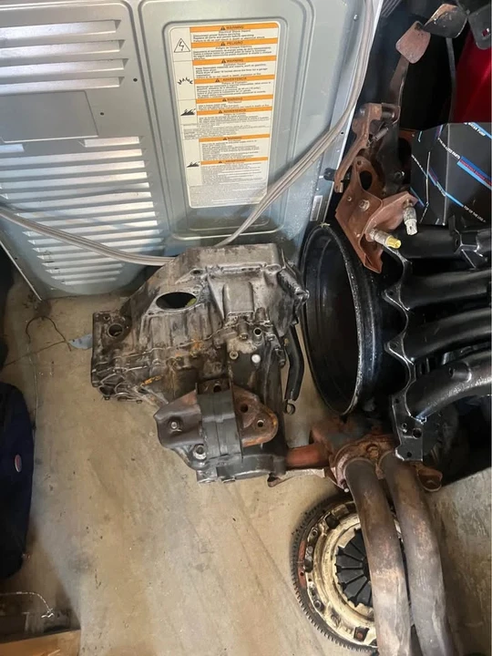 1992 Parts & Memorabilia Engines - Image 3 of 5