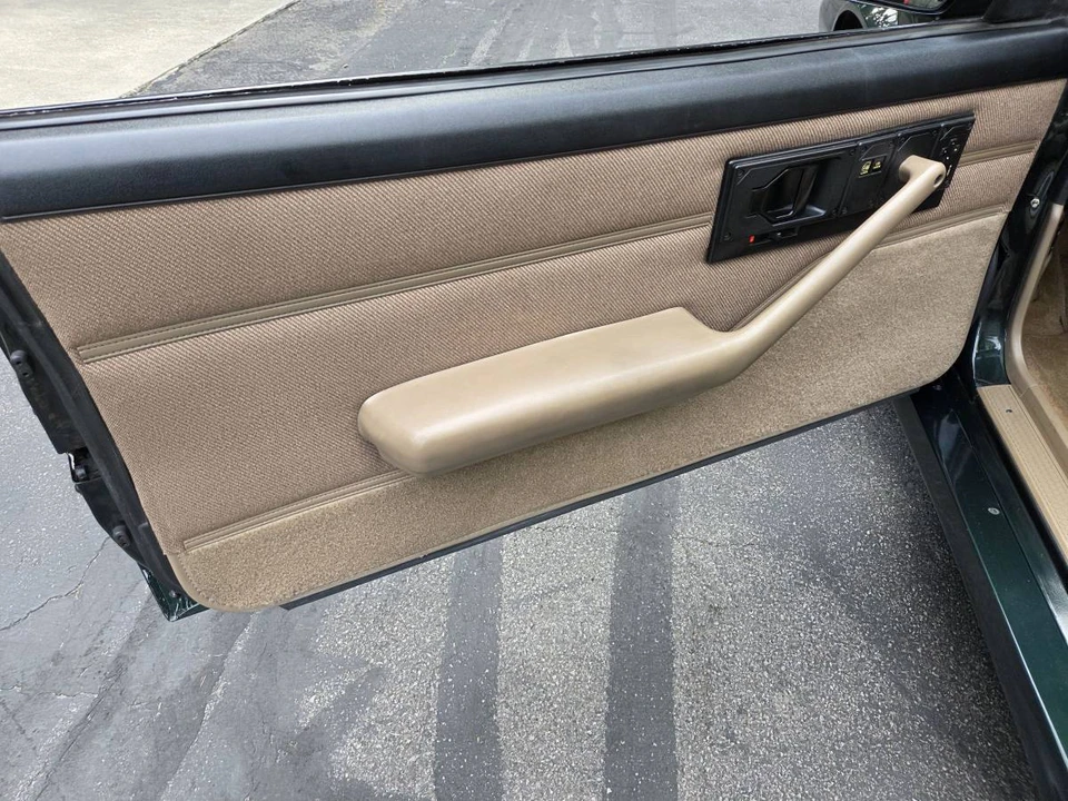 1992 Chevrolet Camaro 3rd Gen - Image 7 of 18
