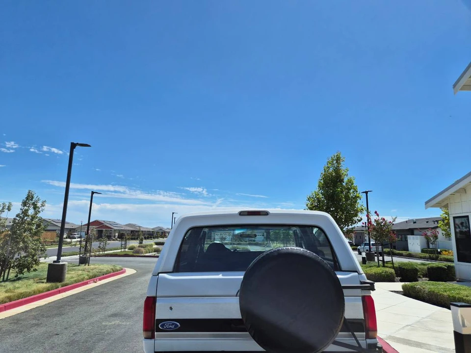 1992 Ford Bronco 5th Gen - Image 3 of 4