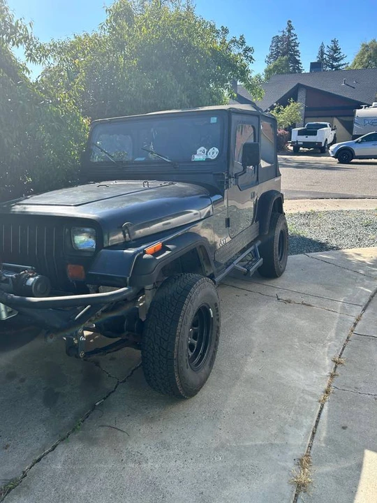 1992 Jeep YJ Wrangler - Image 16 of 23