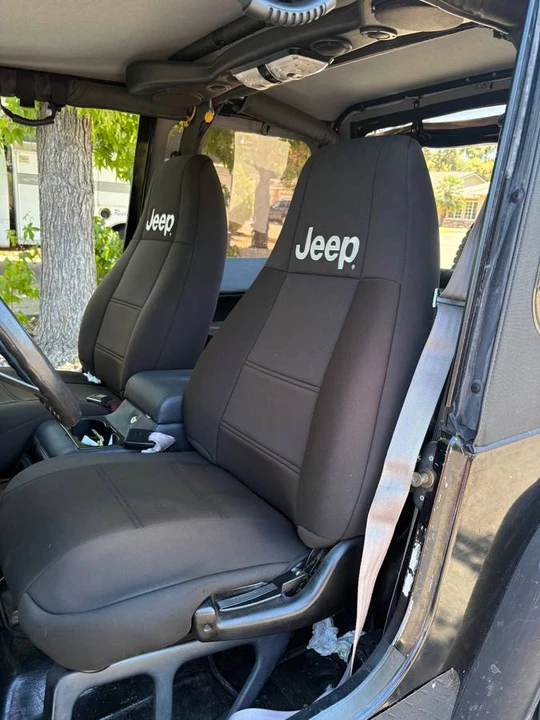 1992 Jeep YJ Wrangler - Image 11 of 23