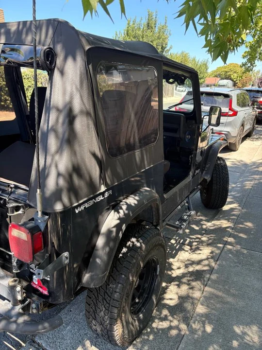 1992 Jeep YJ Wrangler - Image 9 of 23