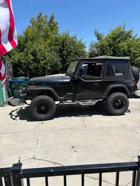 1992 Jeep YJ Wrangler - Image 15 of 23
