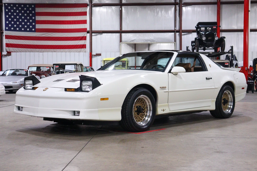 1989 Pontiac Firebird Trans Am 3rd Gen - Image 14 of 31