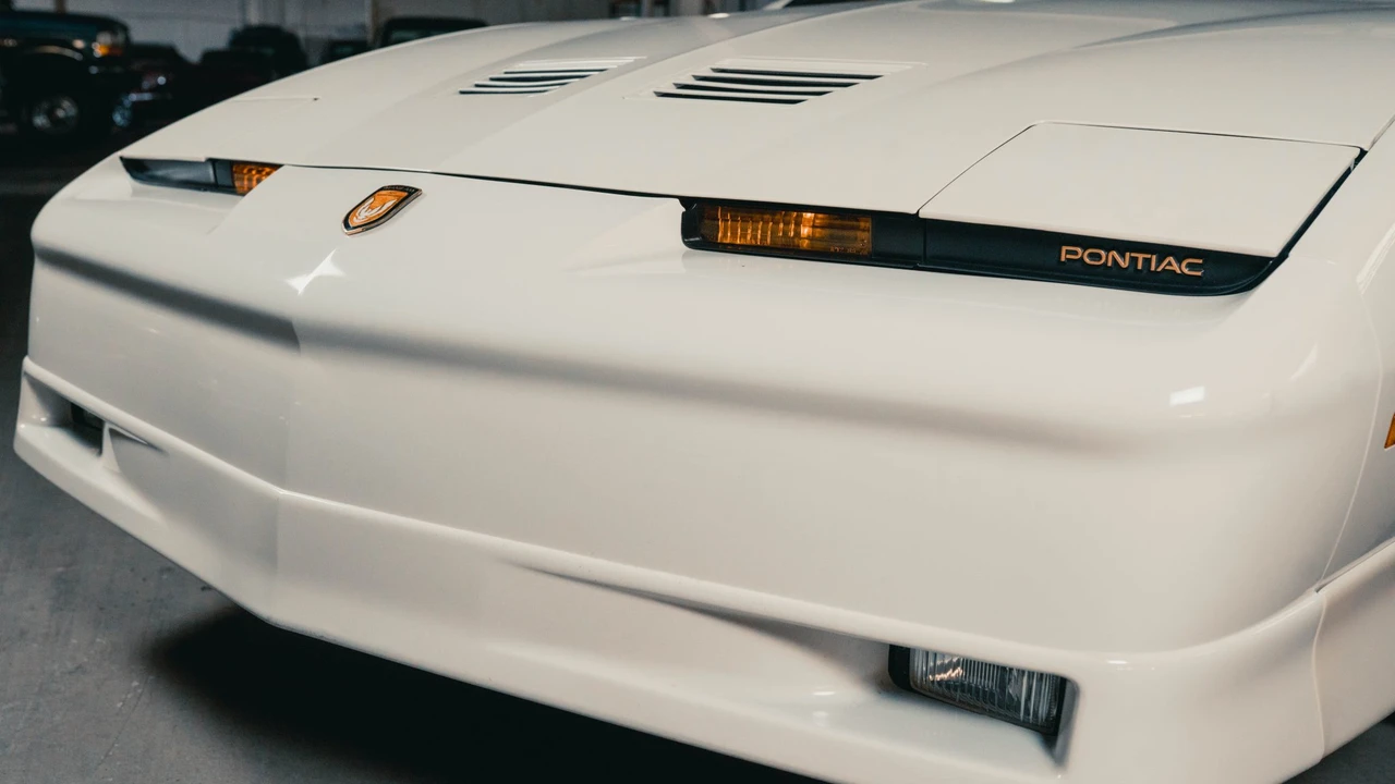 1989 Pontiac Firebird Trans Am 3rd Gen - Image 26 of 31