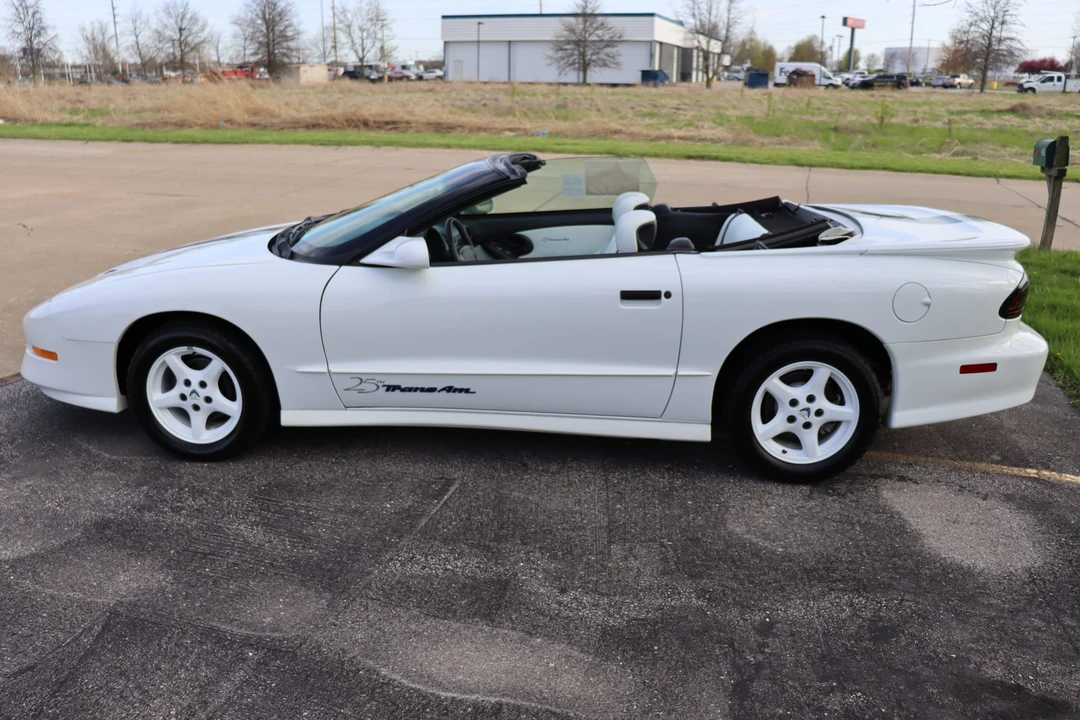 1994 Pontiac Firebird Trans Am 4th Gen - Image 5 of 31