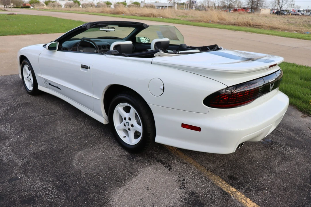 1994 Pontiac Firebird Trans Am 4th Gen - Image 7 of 31