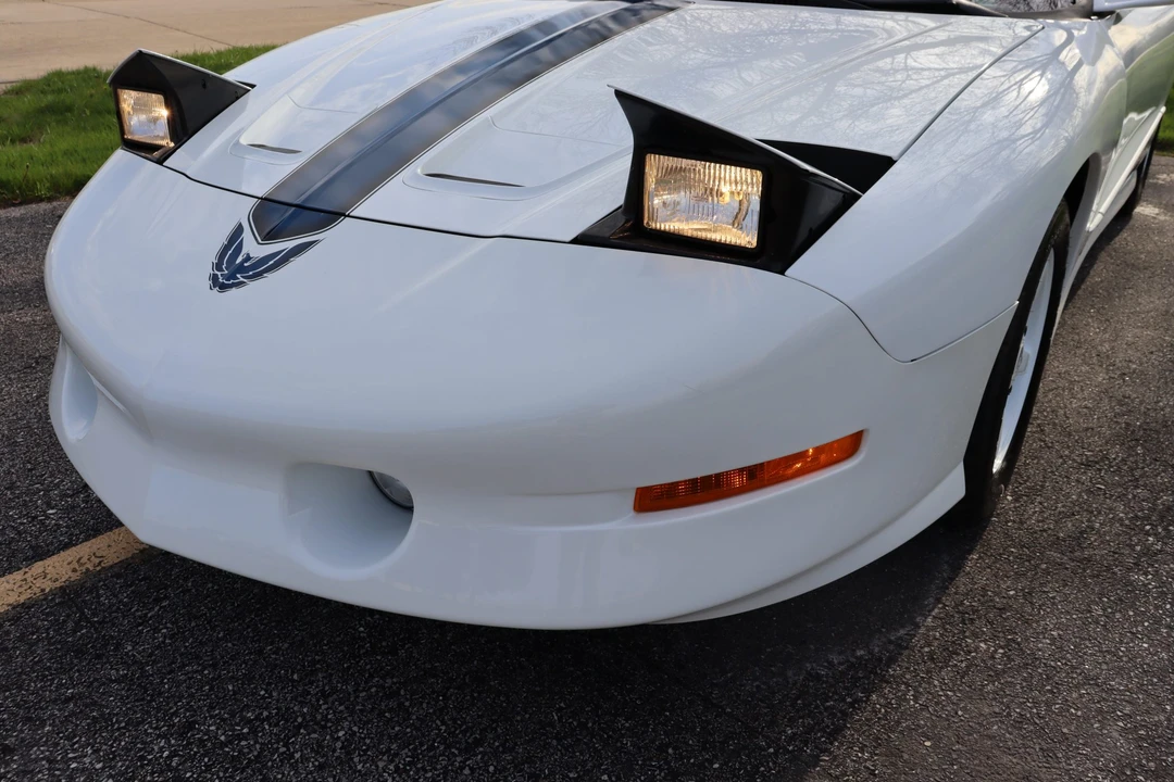 1994 Pontiac Firebird Trans Am 4th Gen - Image 18 of 31