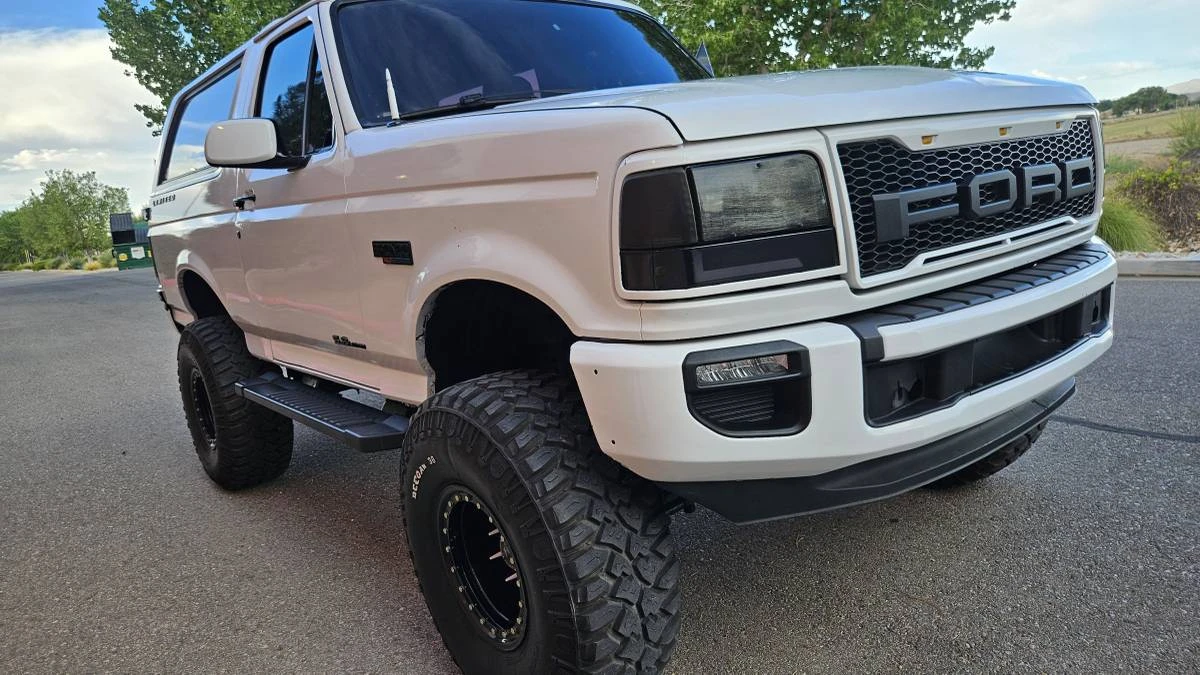 1992 Ford Bronco 5th Gen - Image 4 of 24