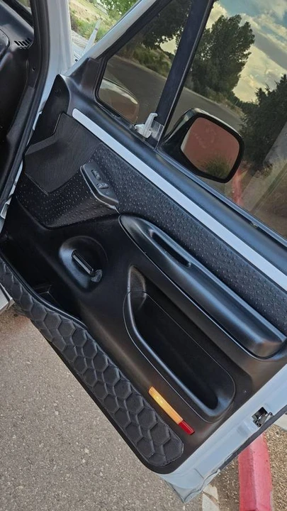 1992 Ford Bronco 5th Gen - Image 11 of 24