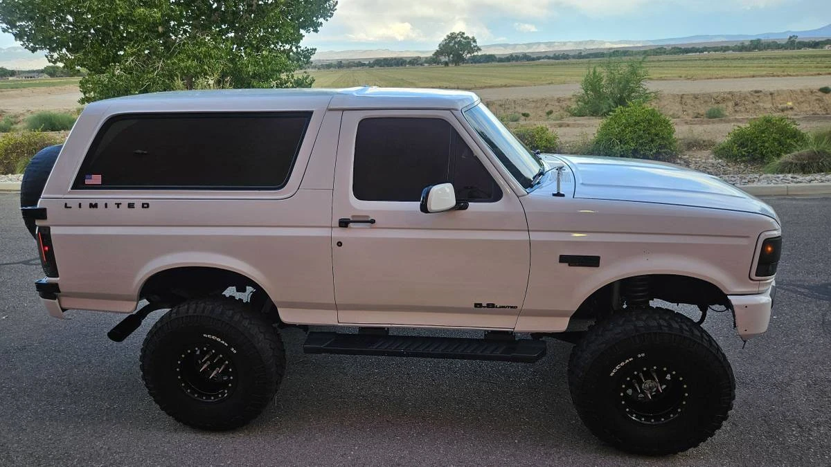 1992 Ford Bronco 5th Gen - Image 22 of 24