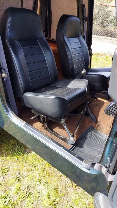 1992 Jeep YJ Wrangler - Image 12 of 14