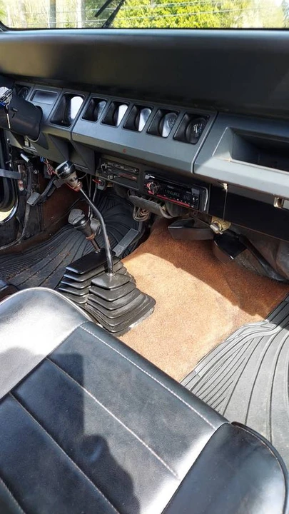 1992 Jeep YJ Wrangler - Image 11 of 14