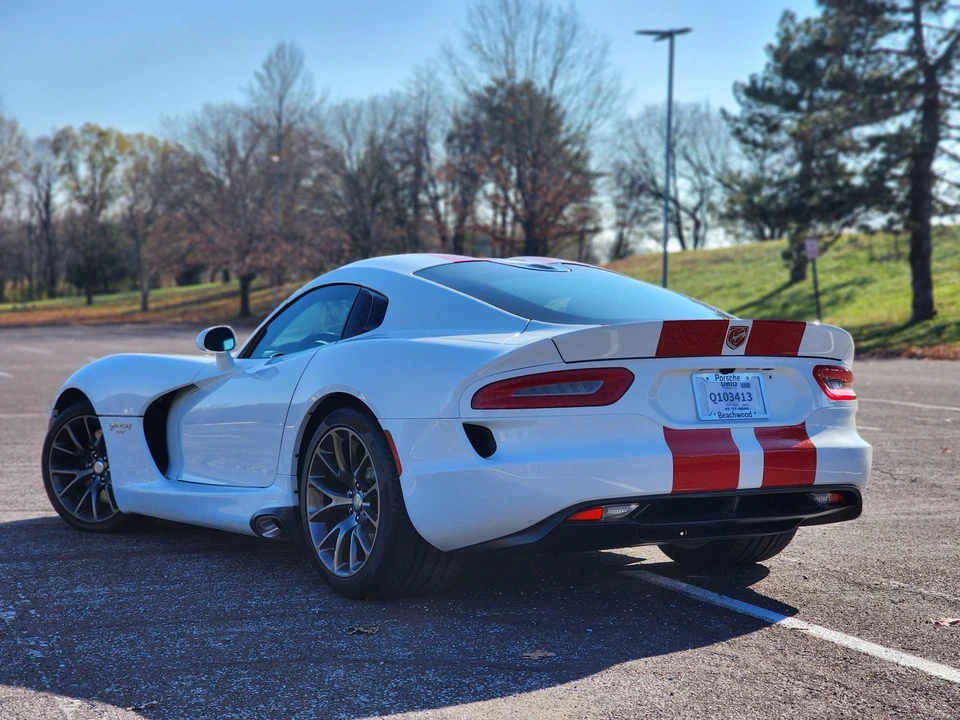 2016 Dodge Viper 5th Gen - Image 10 of 31