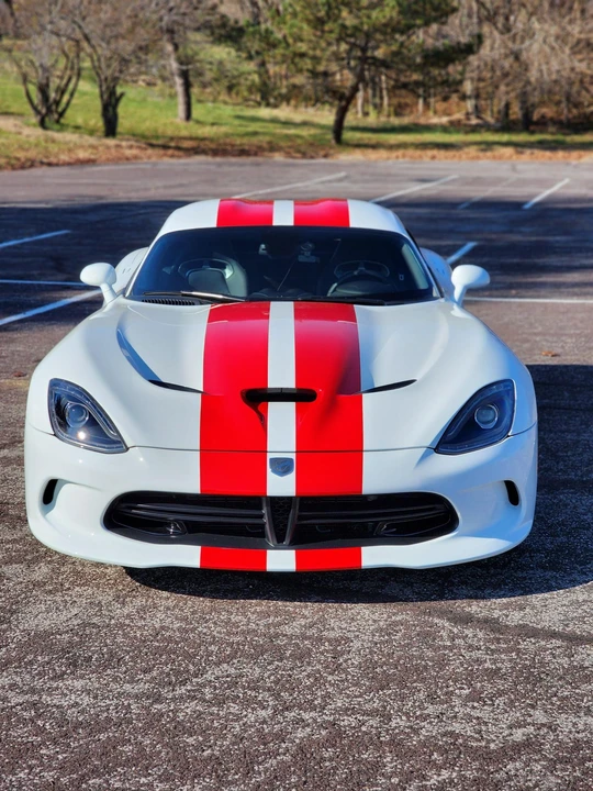 2016 Dodge Viper 5th Gen - Image 13 of 31