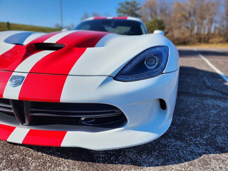 2016 Dodge Viper 5th Gen - Image 19 of 31