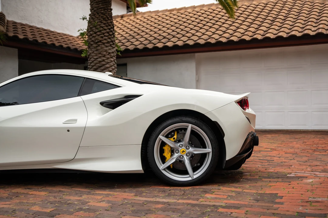 2021 Ferrari F8 Tributo - Image 21 of 31