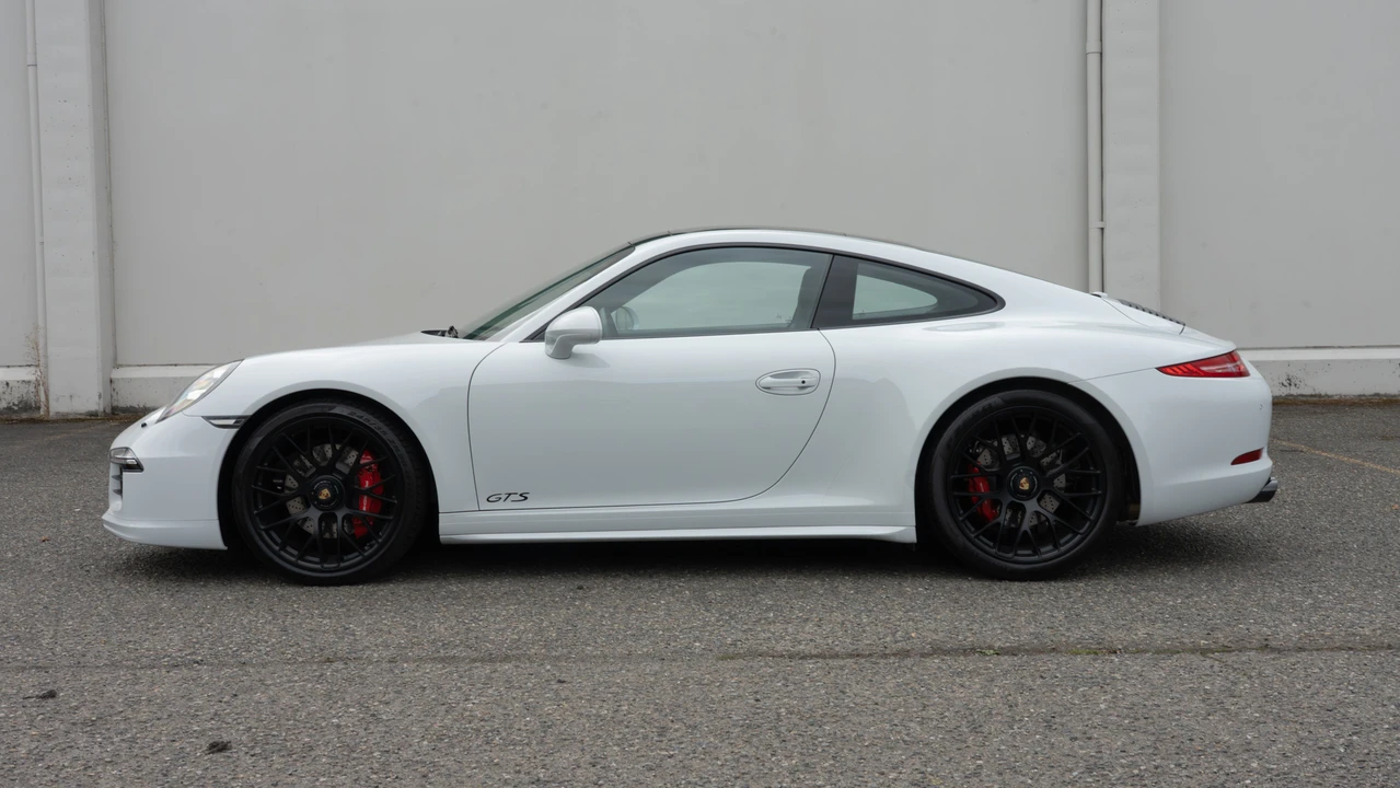 2015 Porsche 991 Carrera GTS - Image 15 of 31