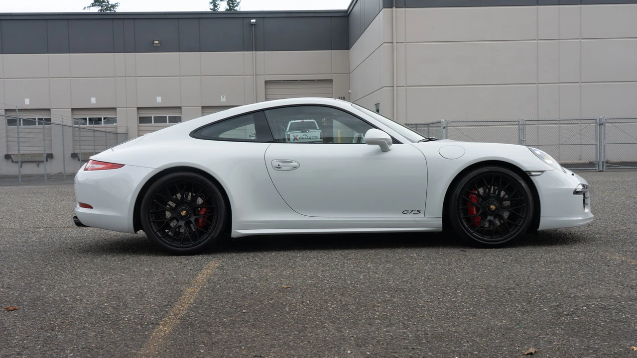 2015 Porsche 991 Carrera GTS - Image 7 of 31