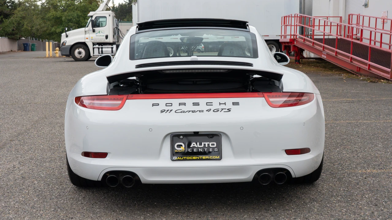 2015 Porsche 991 Carrera GTS - Image 12 of 31