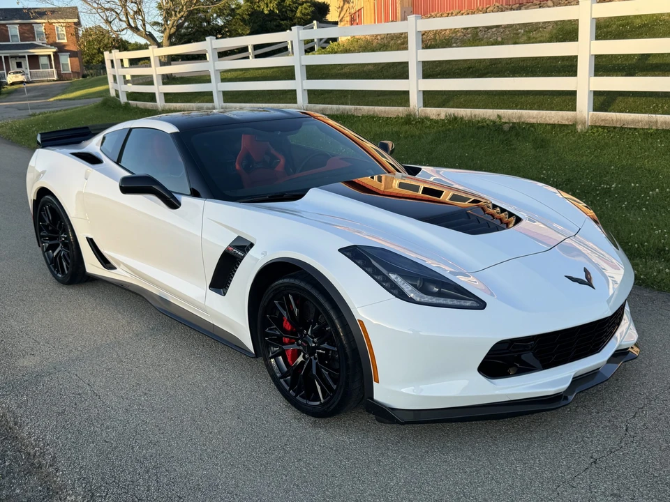 2016 Chevrolet Corvette C7 Z06 - Image 26 of 31