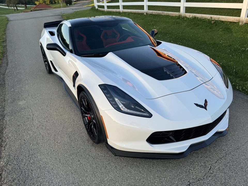 2016 Chevrolet Corvette C7 Z06 - Image 28 of 31