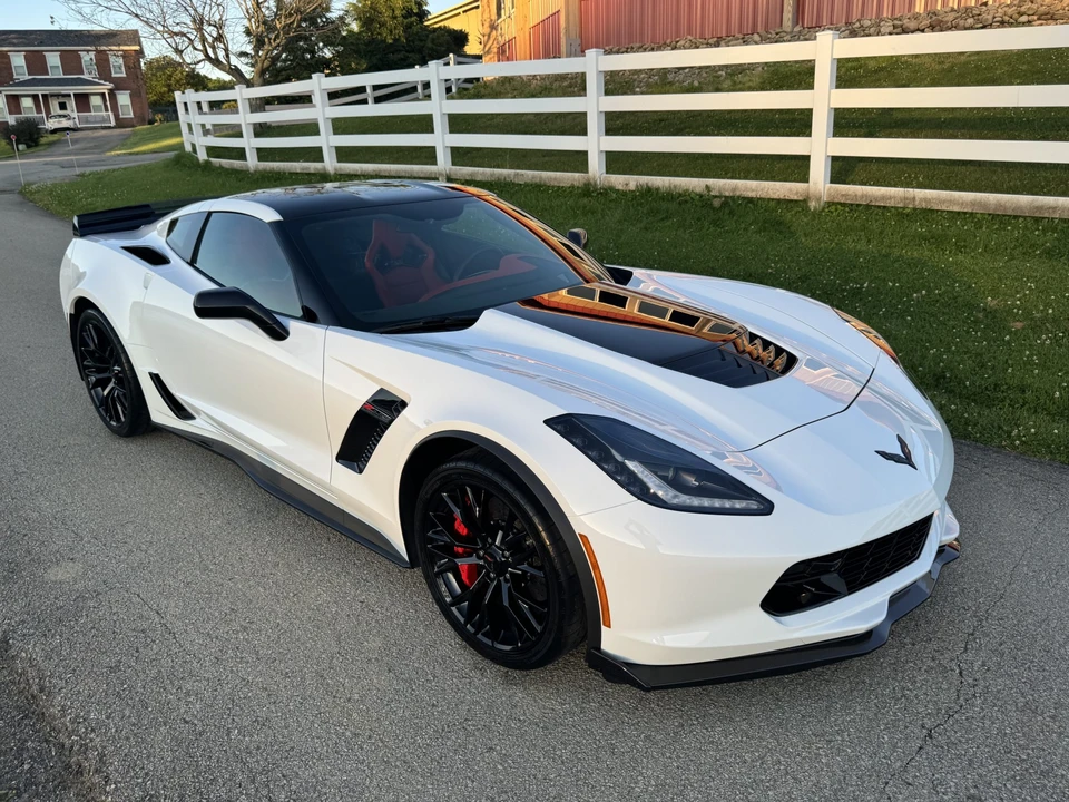 2016 Chevrolet Corvette C7 Z06 - Image 29 of 31