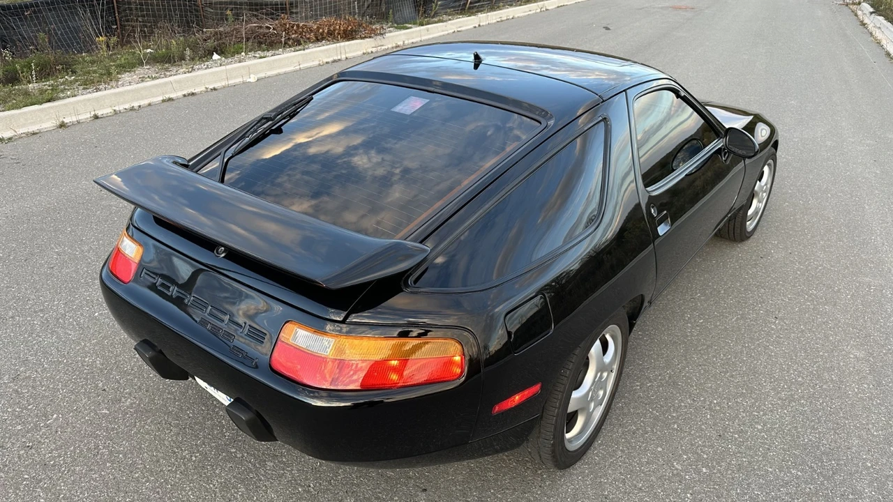1987 Porsche 928 S4 - Image 15 of 24