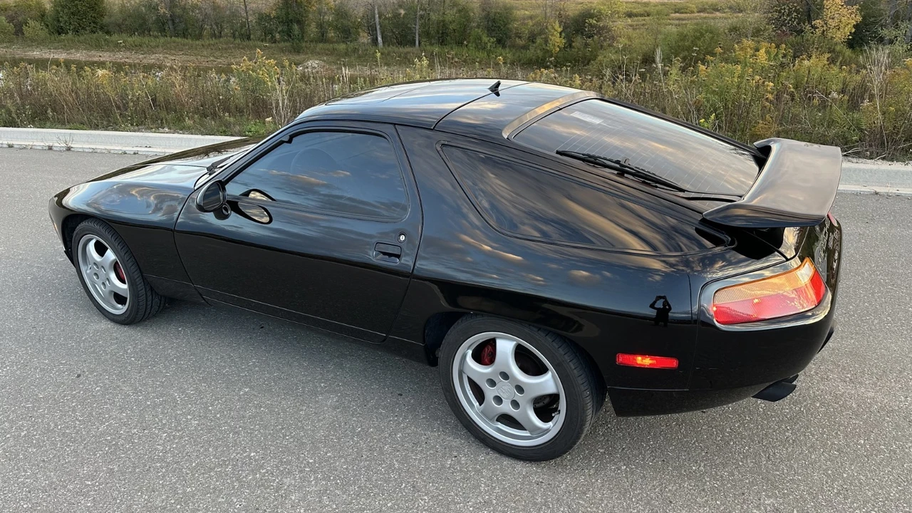 1987 Porsche 928 S4 - Image 18 of 24